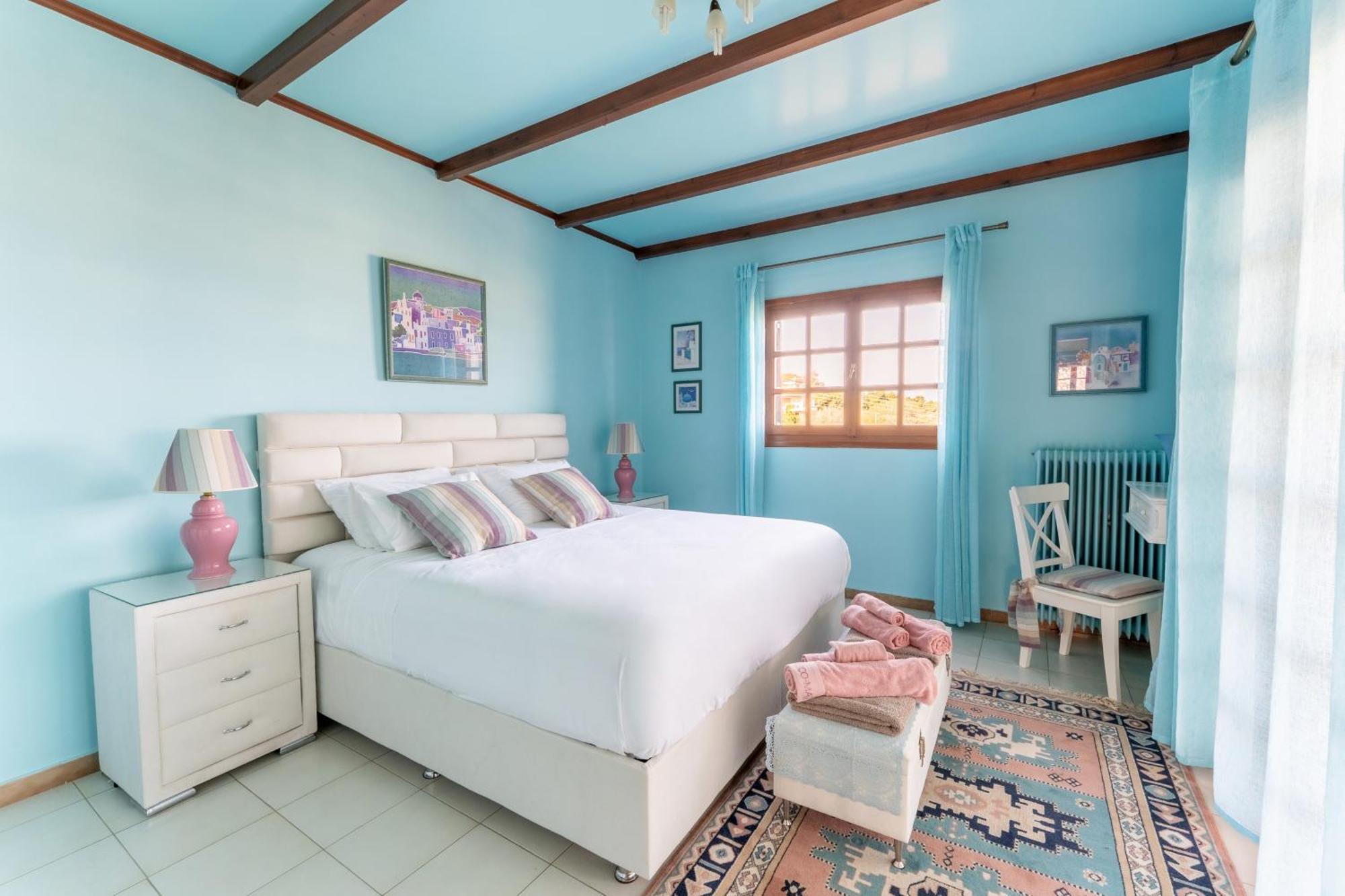 The House Of Gratitude - Poolside Retreat Villa ลูตรา โอรายาส เอเลนิส ภายนอก รูปภาพ